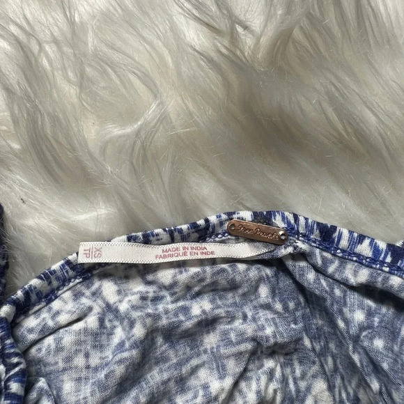 Three 3 Dot Surplice Wrap Maxi Dress Anthropologie Navy White Batik Pattern XS - Picture 4 of 7